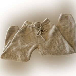 Abercrombie women’s soft AF joggers